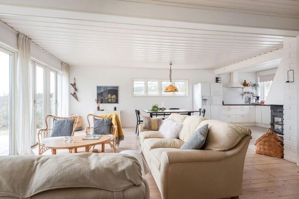 Mysig stuga med havsutsikt och avskilt läge - Bild 10