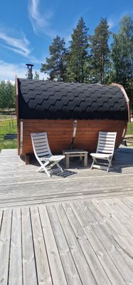 Bild 3 på Modernt semesterhus med en mindre gäststuga.