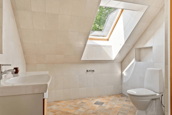 Stort kalkstenshus nära Herta strand Södra Gotland - Bild 20