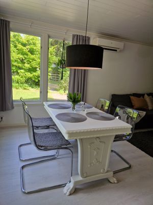 Mysig stuga nära Västersjön - Bild 8