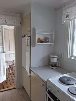 Sjönära stuga i trevligt område Gräddö/Rådmansö - Bild 13