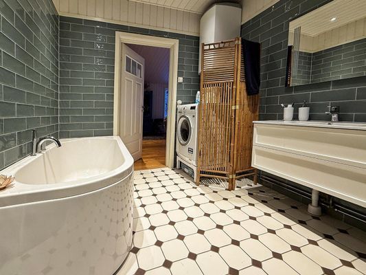 Modernt hus 100kvm havsnära i Grisslehamn - Bild 7