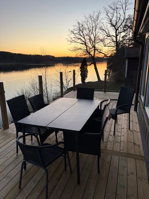 Två hus med egen brygga och havsutsikt i S:t Anna