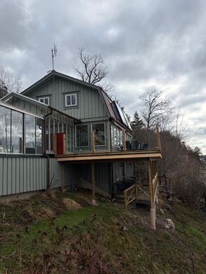 Två hus med egen brygga och havsutsikt i S:t Anna - Bild 7