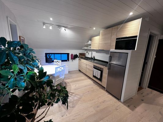 Hyr denna stuga i Åre på 40 m². 2 sängplatser. 5 670 - 9 135 kr per vecka. Se bilder och tillgänglighet här.