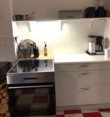 Idyll utanför Visby med vedeldad badtunna. - Bild 13