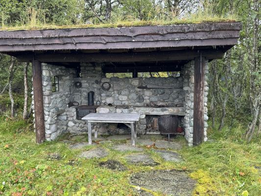 Utekök med grill, spis och ugn