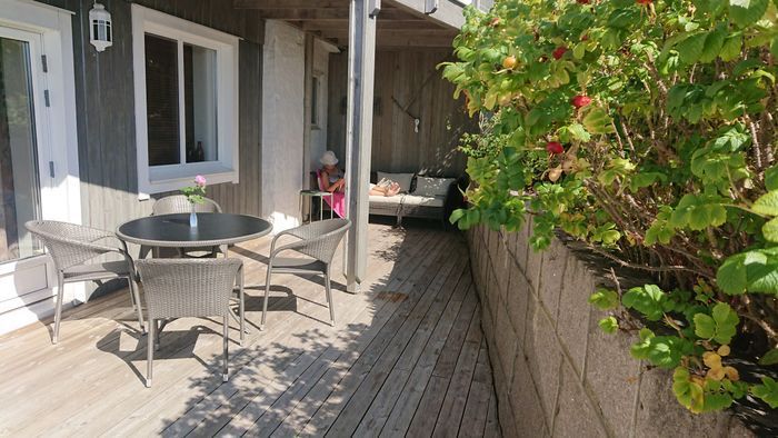 Bild 3 på Havet, två meter från med egen brygga.