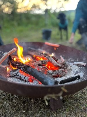 Eldplats vid sjön