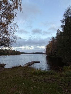 Stort hus med bastu, båt, brygga och sjöutsikt! - Bild 27