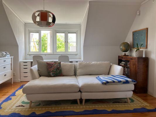 Arkitektritad villa i Visby - Bild 17