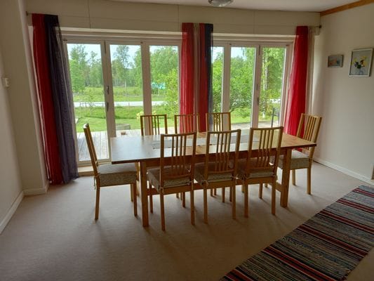 Bekvämt sjönära boende i Tiveden