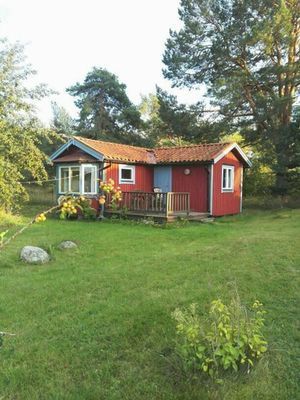 Charmig stuga på Runmarö, Maj - Sept