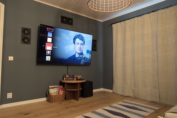 Nybyggt sjönära hus i Småland med bastu - Bild 21