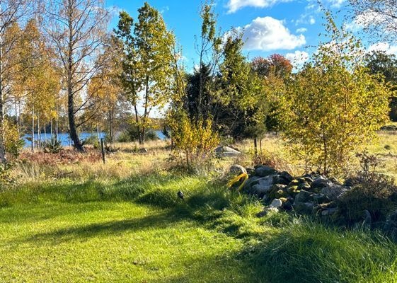 Nybyggt sjönära hus i Småland med bastu - Bild 29