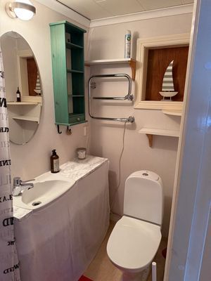 Sjönära mysig stuga i Åsättra, Ljusterö - Bild 12