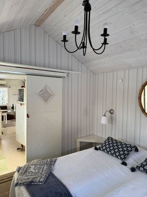 Sjönära mysig stuga i Åsättra, Ljusterö - Bild 10