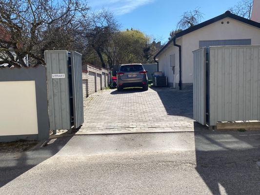 Fint hus i Visby innerstad med 5 sovrum - Bild 9