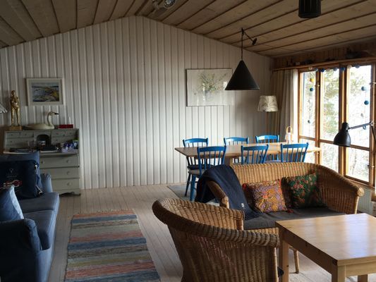 Yxlan med sjöutsikt och egen brygga - Bild 6