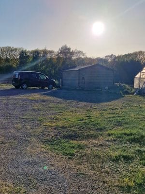 Mysig stuga i naturidyll - Bild 16