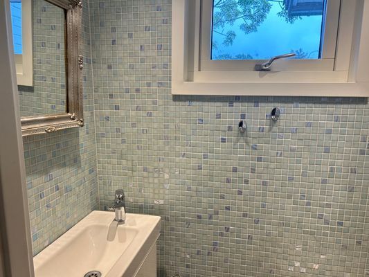 Fin lägenhet/gästdel med havsutsikt och uteplats - Bild 8