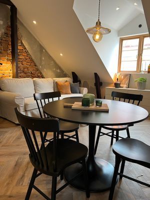 Matplats i anslutning till vardagsrummet