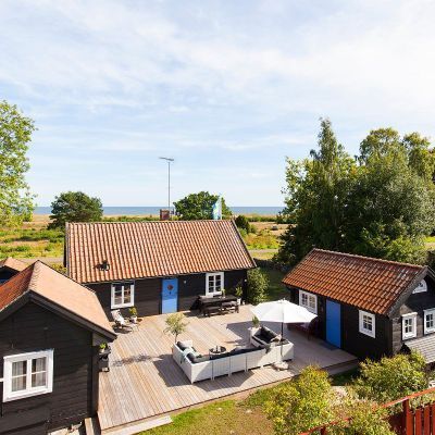 Hyr denna stuga i Löttorp på 30 m². 2-8 sängplatser. Pris ej tillgängligt. Se bilder och tillgänglighet här.