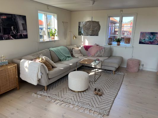 En Idyllisk Öländsk Oas med Stranden som Granne!