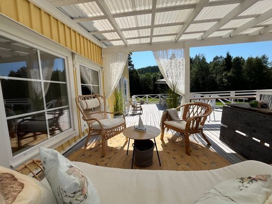 Bild 3 på Rymligt hus på Ulvön med stor tomt och altan