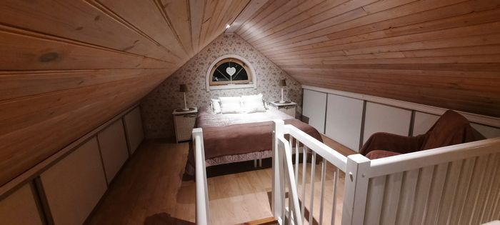 Mysigt fräscht hus i Mora med fint läge vid vatten