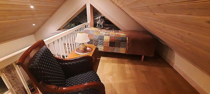 Hyr denna stuga i Mora på 50 m². 6 sängplatser. 1 200 - 4 000 kr per dag. Se bilder och tillgänglighet här.