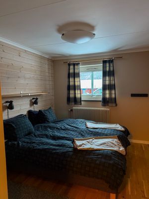 Nedrevåning sovrum 1