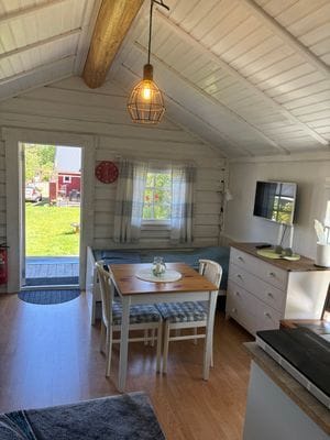 Bild 4 på Timmerstuga