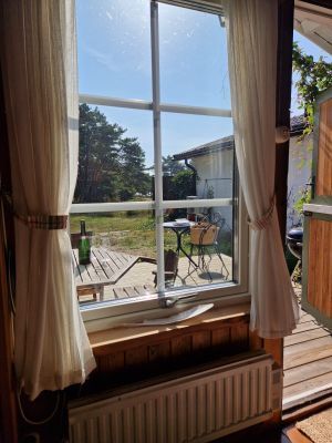 Bild 4 på Liten mysig stuga med badrocksavstånd till havet