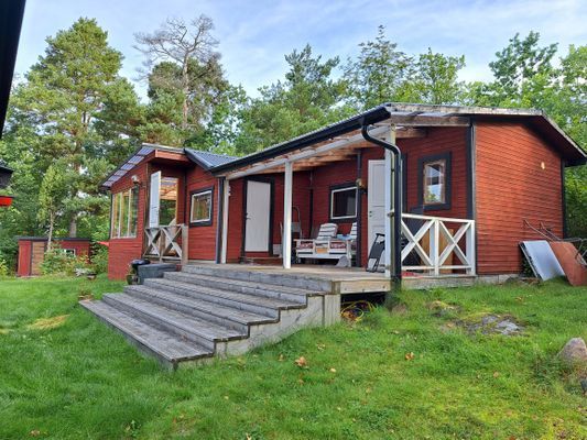 Mysigt sommarboende nära Mälaren