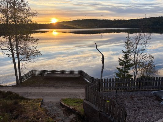 Mysig familjevänlig stuga vid sjö. - Bild 15