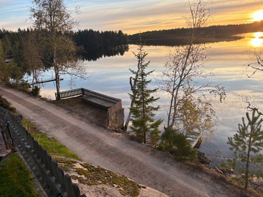 Mysig familjevänlig stuga vid sjö. - Bild 18