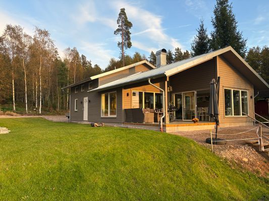 Mysig familjevänlig stuga vid sjö. - Bild 19