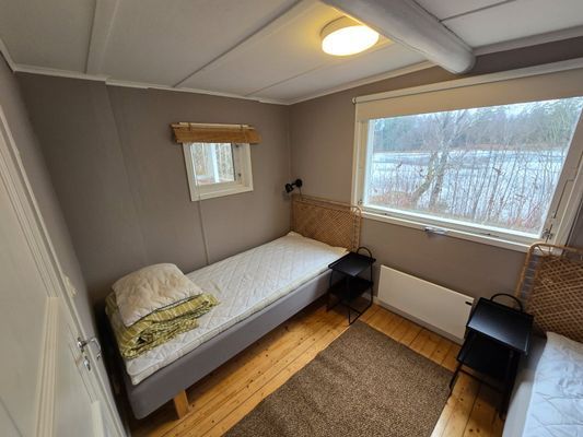 Stuga på sjötomt - Bild 13