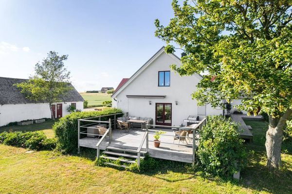 Hyr vårt underbara hus på Österlen i Juli