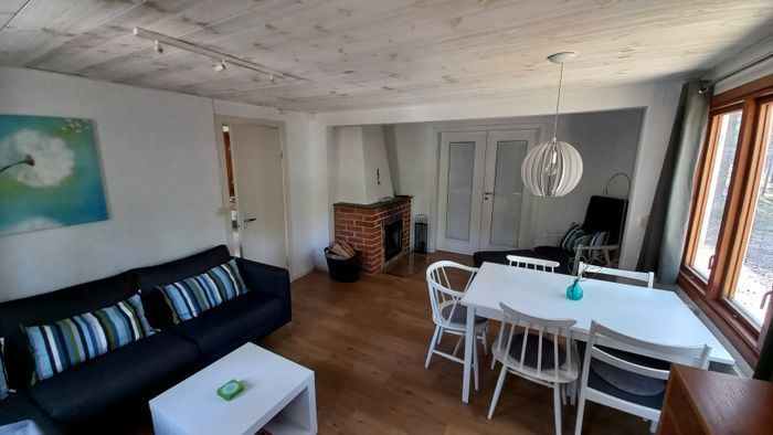 Hus i Yngsjö några meter från Östersjöstrand - Bild 17