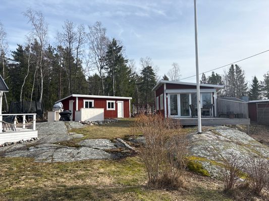 Fantastiskt ställe i Roslagen - egen brygga - Bild 12