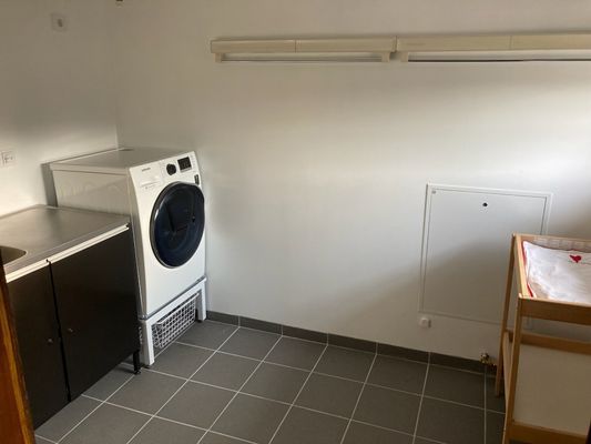 Lägenhet i fyrlängad gård - Bild 12