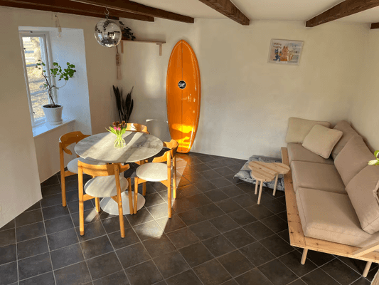 Kalkstenshus nära Herta strand