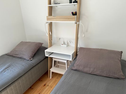 Sjönära sommarhus utanför Visby - Bild 52