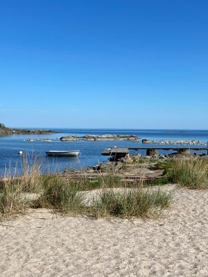 Strandnära stuga i Kvarnsand, Grisslehamn. - Bild 17