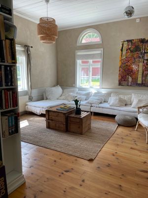 Lantlig pärla med bastu, spabad och naturnära läge - Bild 22