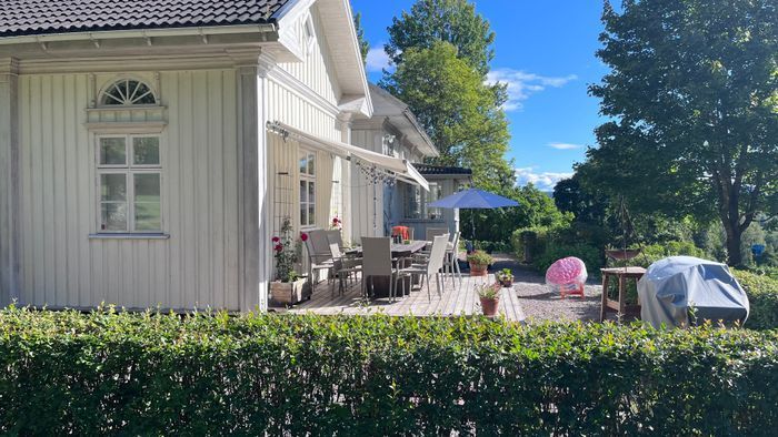 Lantlig pärla med bastu, spabad och naturnära läge - Bild 26