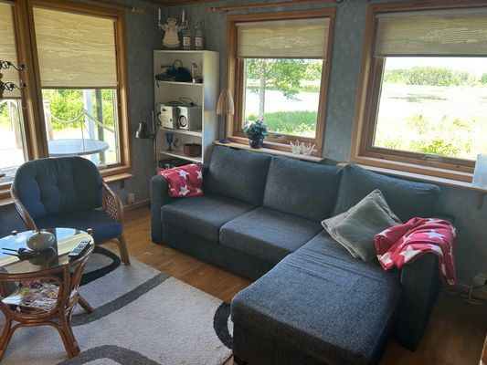 Strandnära stuga med fina fiske möjligheter. - Bild 17
