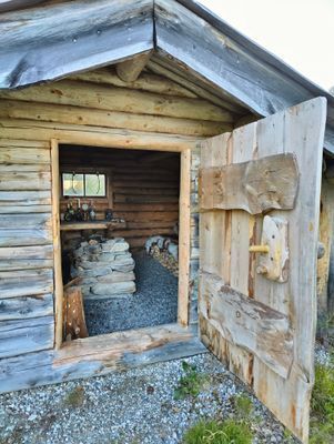 Störöse, grillstuga.
